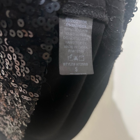 WET SEAL | Black Sequin Racerback Tank Top - Picture 3 of 5